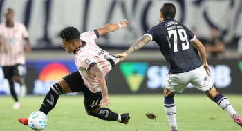 Remo volta a vencer após 12 jogos e complica Botafogo no Brasileirão