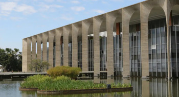 Reunião de emergência no Itamaraty discute invasão da Venezuela