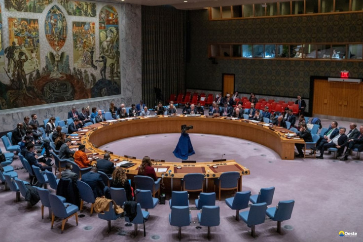 Rússia e China vetam resolução sobre Ormuz em Conselho de Segurança