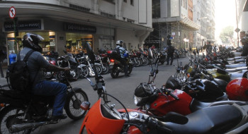 Saiba como registrar veículo ciclomotor; prazo vai até quarta-feira