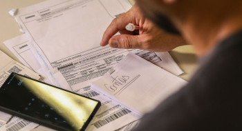 Salário mínimo de R$ 1.621 começa a valer nesta quinta-feira