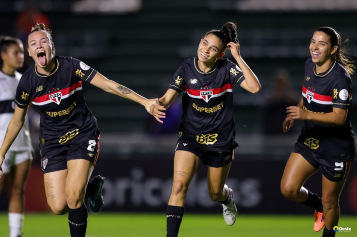 São Paulo vence Olimpia para avançar na Libertadores Feminina