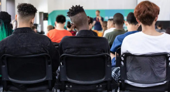 Senado aprova política nacional de incentivo à formação de professores