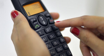 Serviço de telefonia fixa da operadora Oi é vendido por R$ 60 milhões