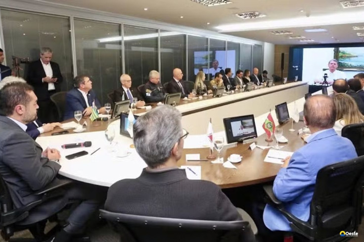 Sete governadores anunciam 