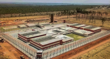 Sete líderes do Comando Vermelho vão para prisões federais