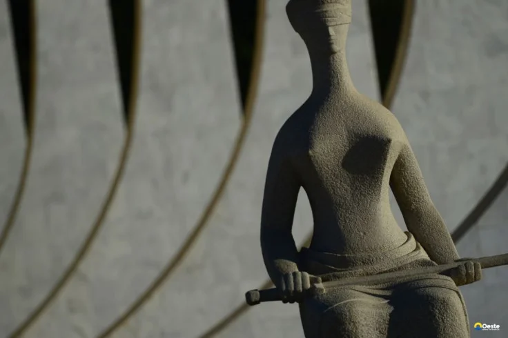 STF decide que piso nacional deve ser pago a professores temporários