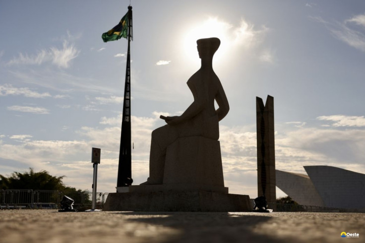 STF estabelece fim do processo de Bolsonaro, Torres e Ramagem