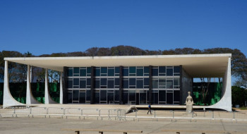 STF reconhece a omissão do Congresso por não taxar grandes fortunas