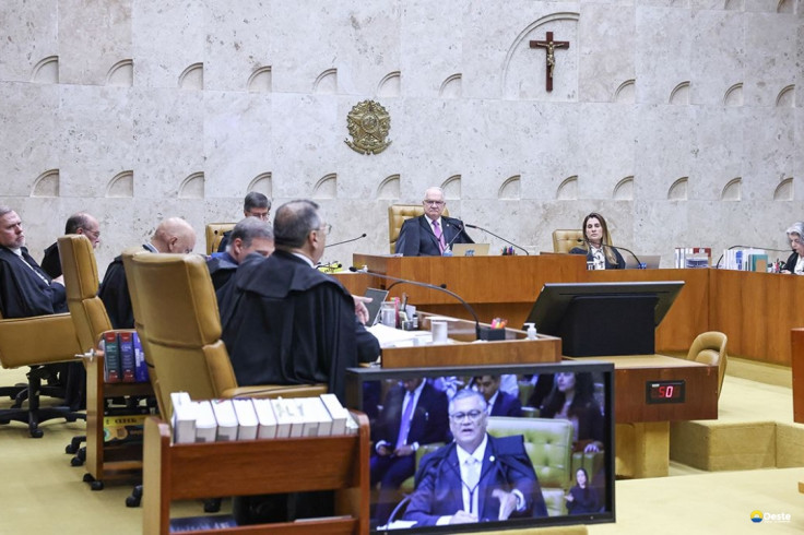 STF suspende julgamento sobre mandato-tampão para governo do Rio