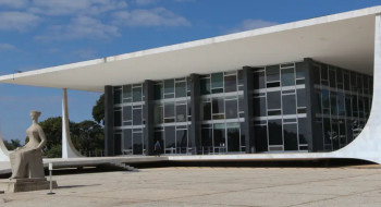 STF tem dois votos para negar novamente prisão domiciliar de Bolsonaro