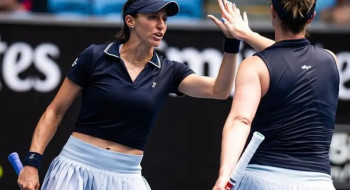 Tênis: parceria de Luisa Stefani vai para as oitavas de final em Dubai