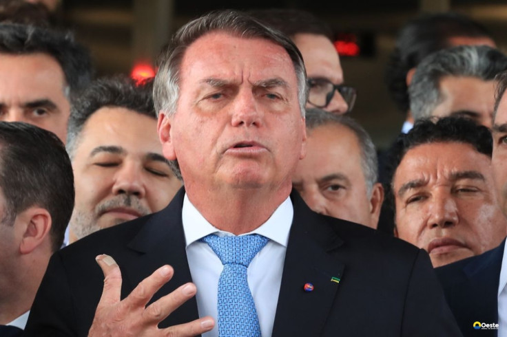 Termina cirurgia de Bolsonaro para bloquear nervo do diafragma