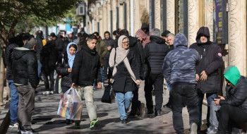 Trump anuncia tarifas de 25% a países que negociarem com Irã