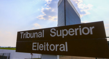 TSE aprova restrições para uso de IA nas eleições de outubro