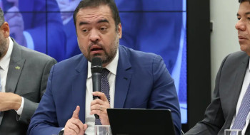 TSE retoma processo que pode cassar governador do Rio, Cláudio Castro