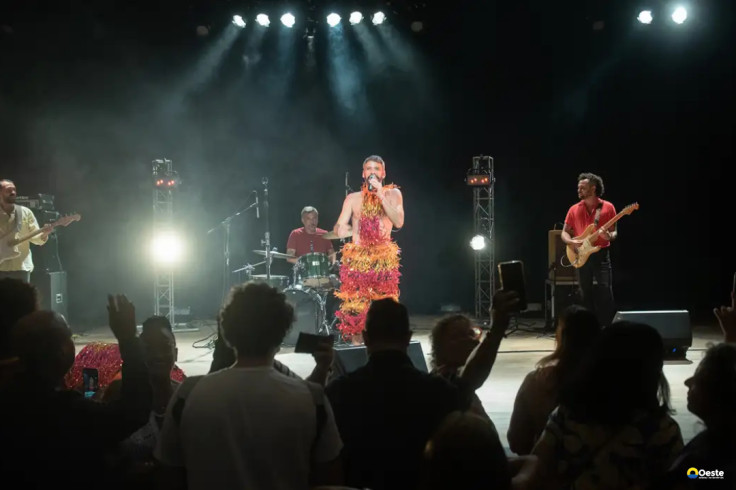 TV Brasil: Cena Musical apresenta show do cantor pernambucano Almério