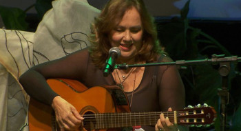 TV Brasil: Jane Duboc celebra a Bossa Nova no programa Cena Musical