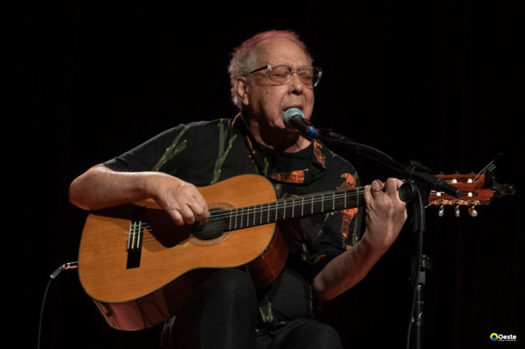 TV Brasil reexibe show no Cena Musical em homenagem a Jards Macalé