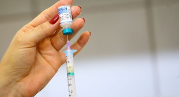 UBSs realizam Dia D de vacinação contra sarampo neste sábado em SP