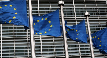 União Europeia afirma que poderá admitir novos membros até 2030
