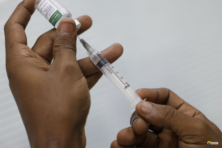 Vacinação despenca na Maré em dias de operação policial, aponta Unicef