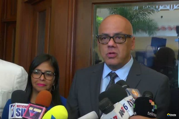 Venezuela diz que já libertou 400 presos; oposição e ONGs contestam