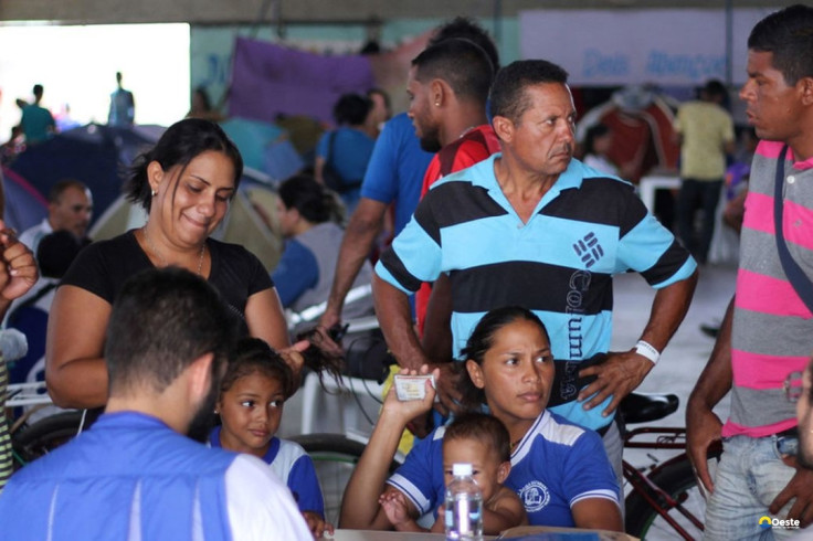 Venezuelanos que vivem no Brasil veem com tristeza crise em seu país