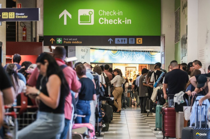 Ventos fortes afetam pelo menos 110 voos em Congonhas nesta quinta
