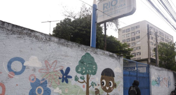 Violência interrompe transportes e afeta acesso à educação no Rio