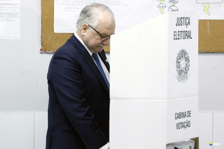 Vontade das urnas precisa ser respeitada, afirma Fachin após votar